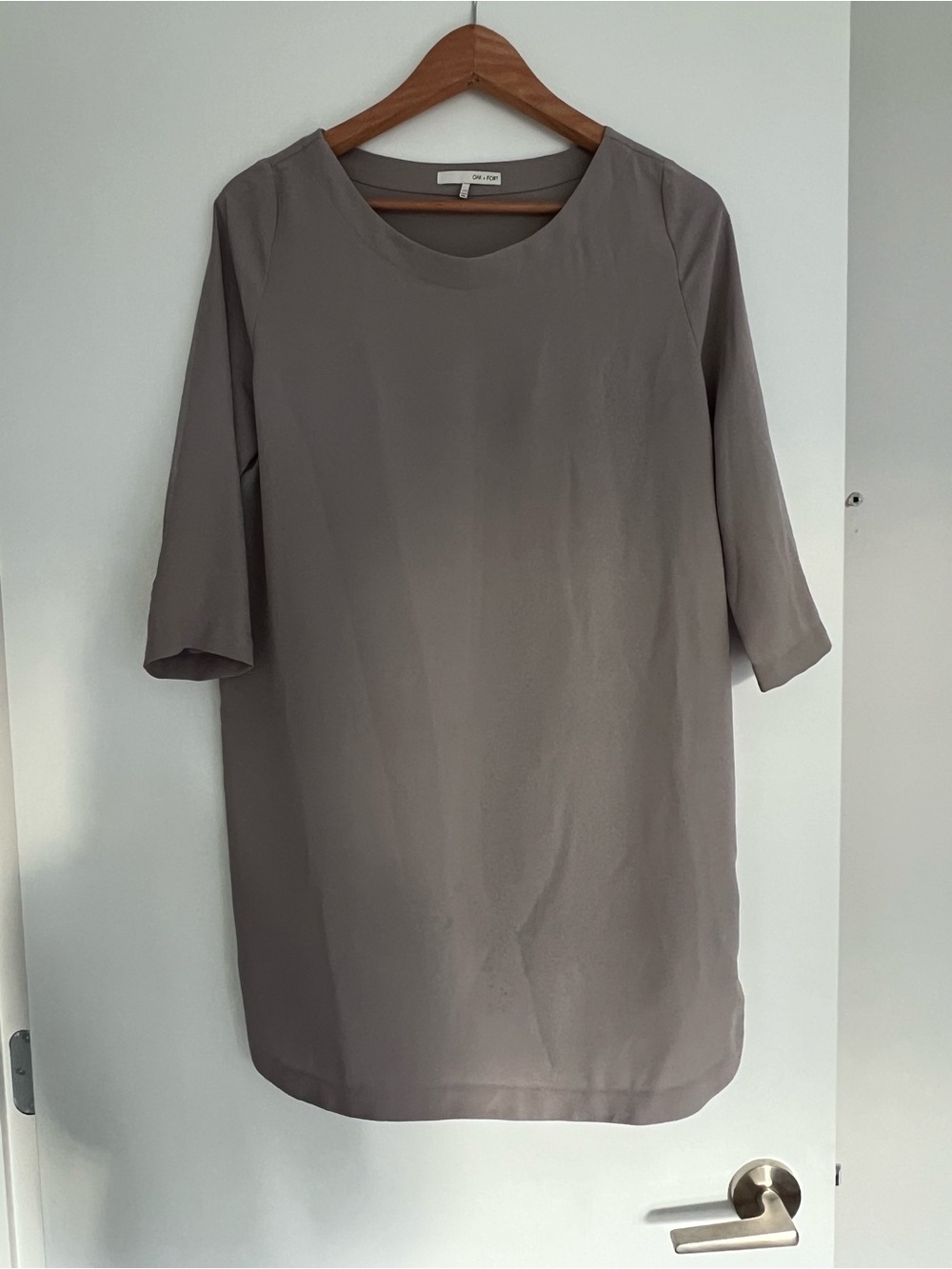 Oak + Fort Taupe Women's dress XS